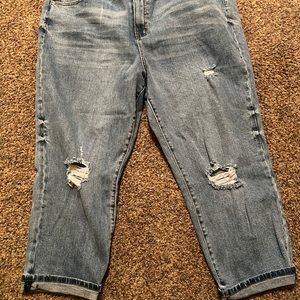 Eloquii distressed, Cropped Jeans